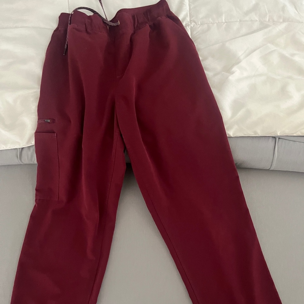 Jaanuu scrub pants